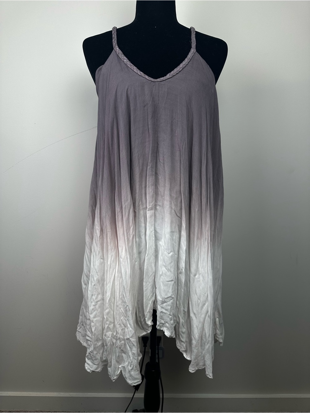 Sleeveless Ombre Handkerchief Hem Tank Top - purple to White